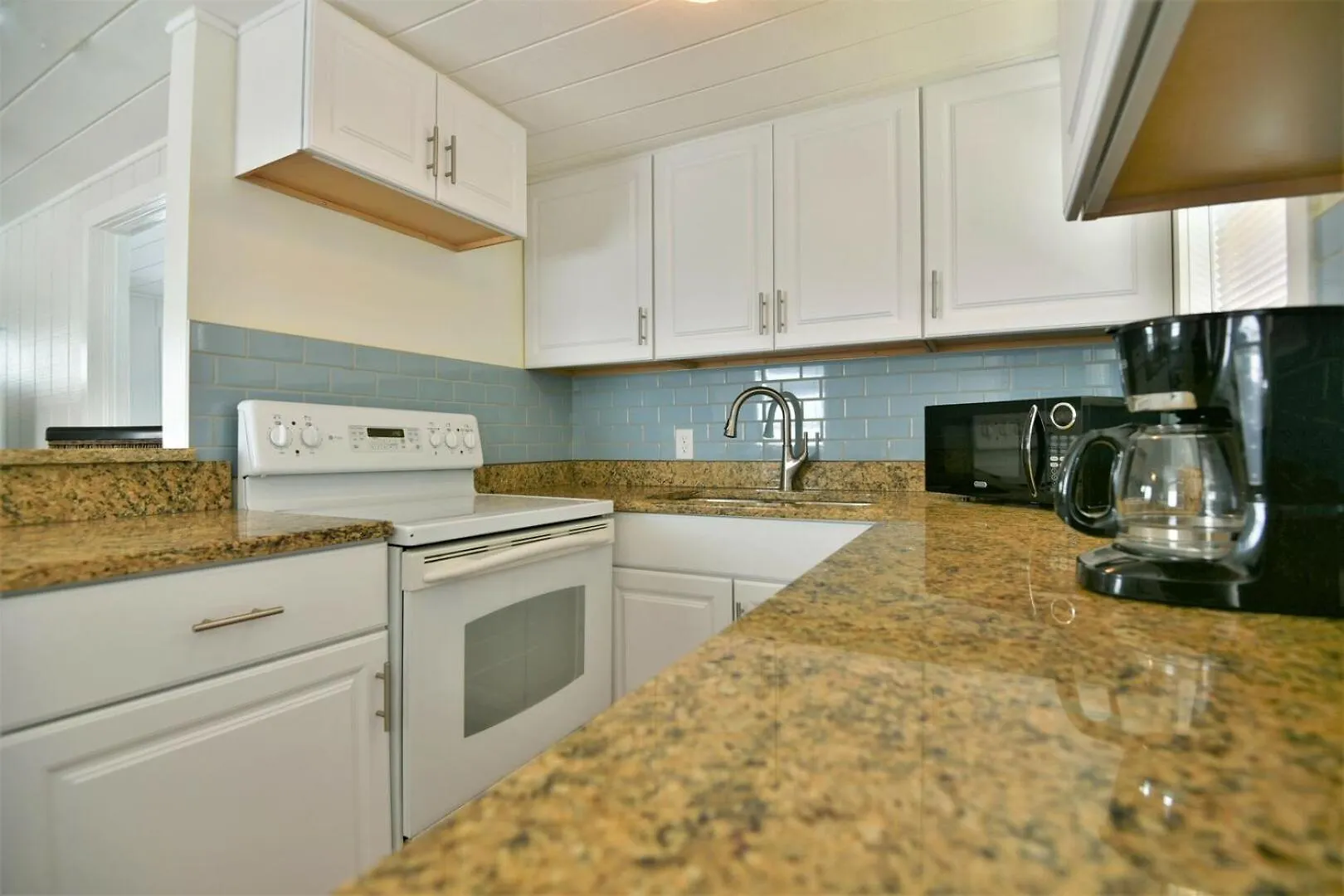 Holiday home Charming Beach Steps To Siesta Beach And Village Shops And Restaurants