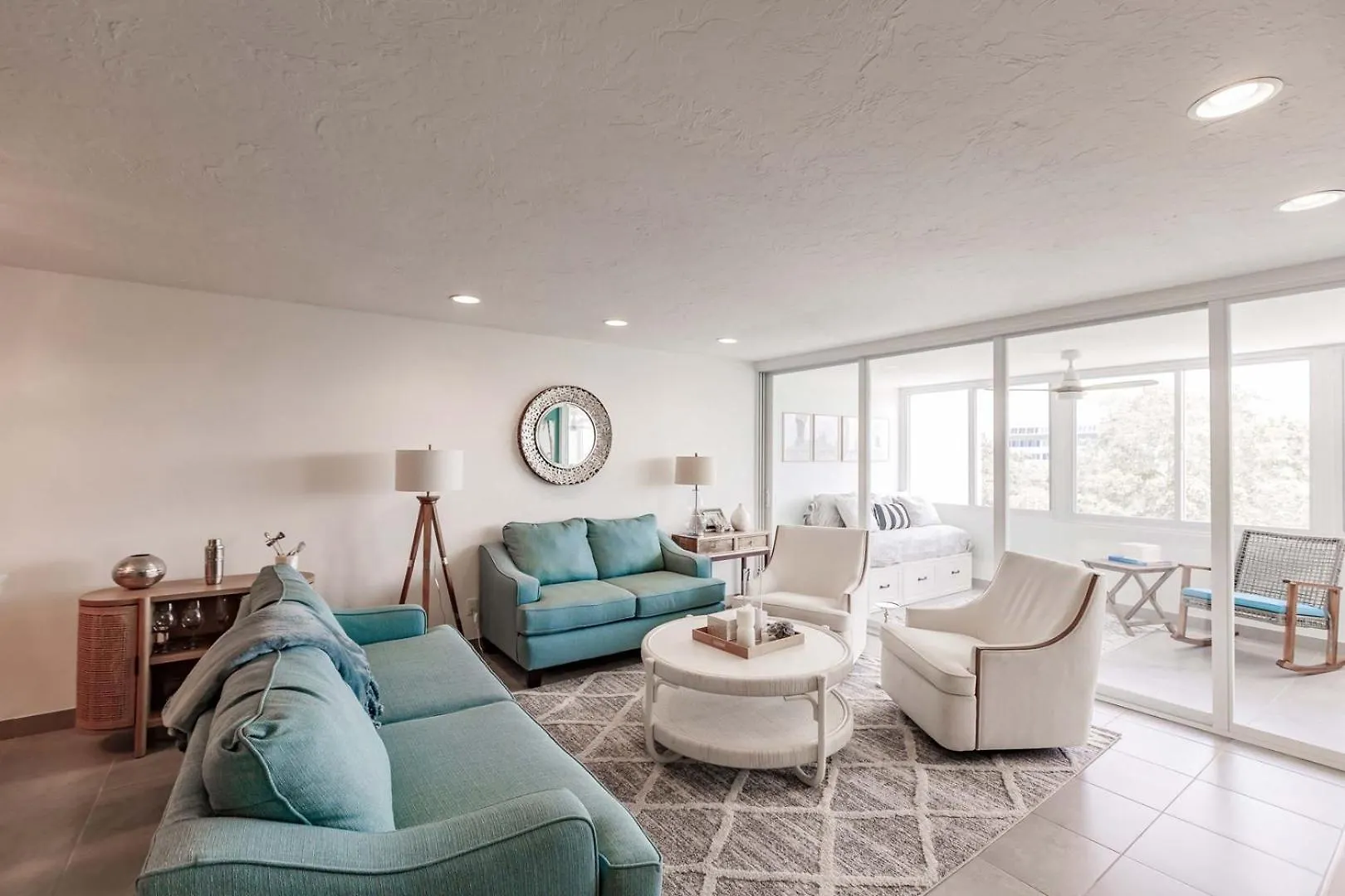1125-407 Step Into Coastal Paradise *