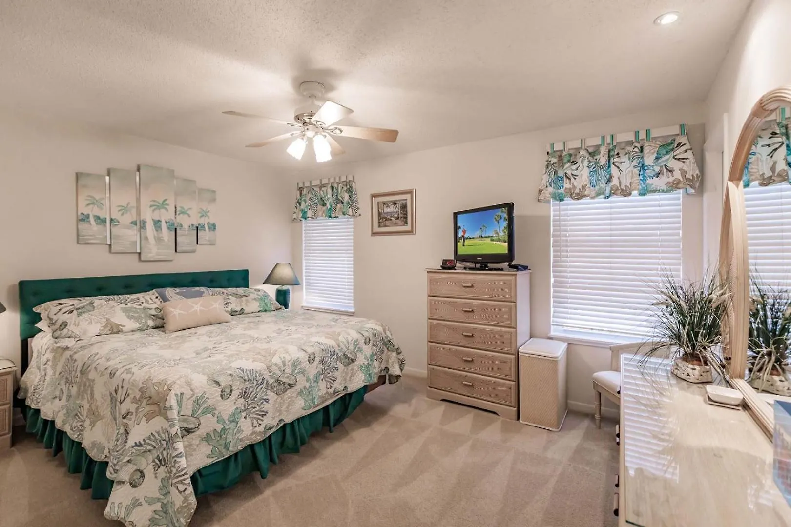 1042 Pl Escape To Paradise Second Floor