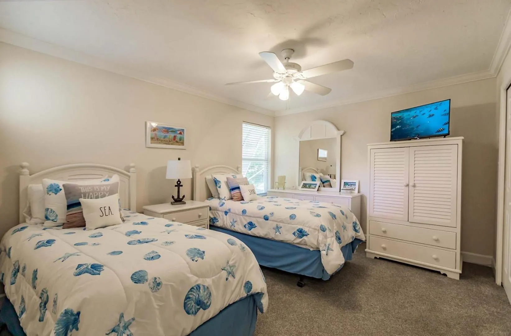 1205 Pd Experience Coastal Charm In Townhome Sarasota