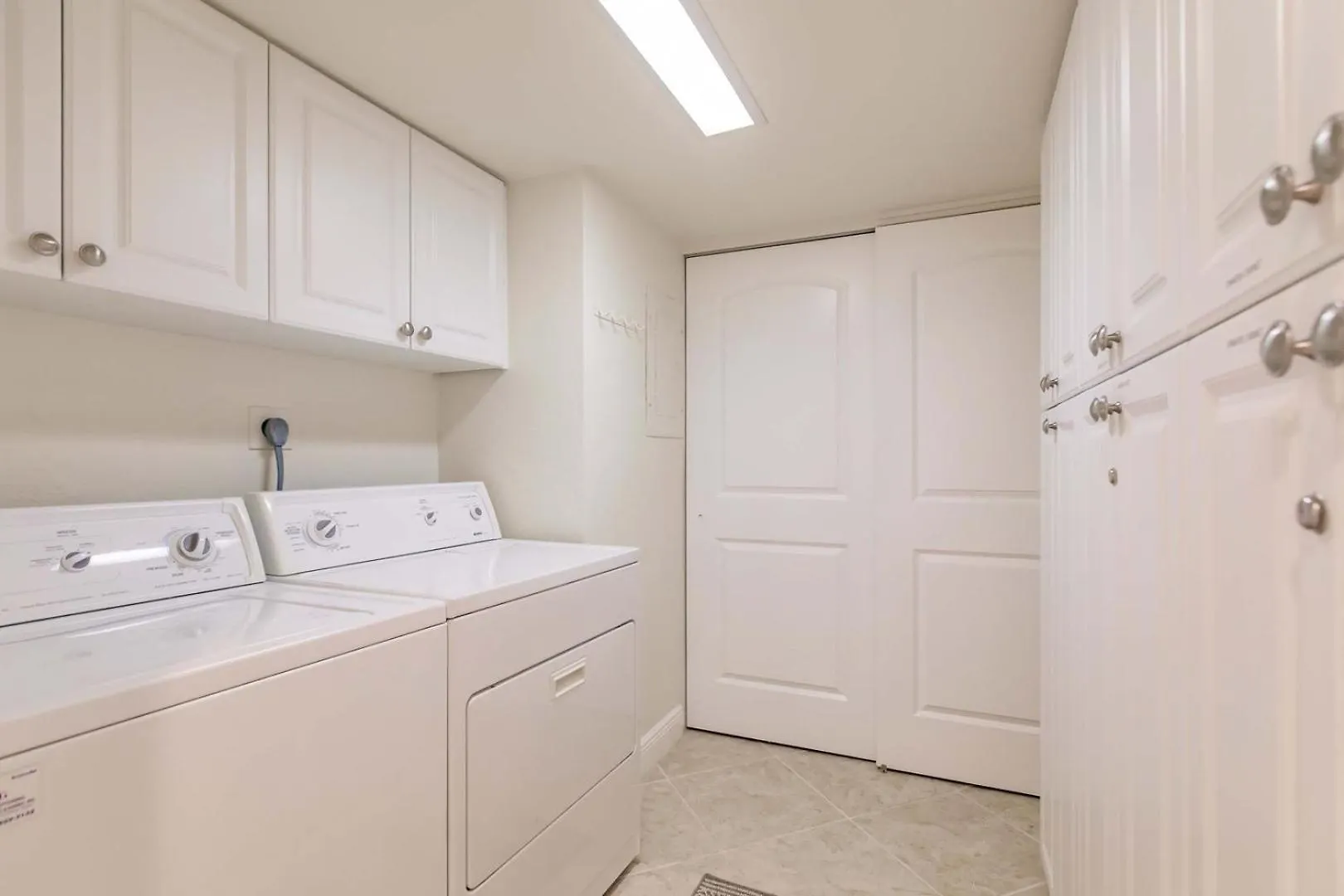 1125-201 Immerse Yourself In Luxury Sarasota