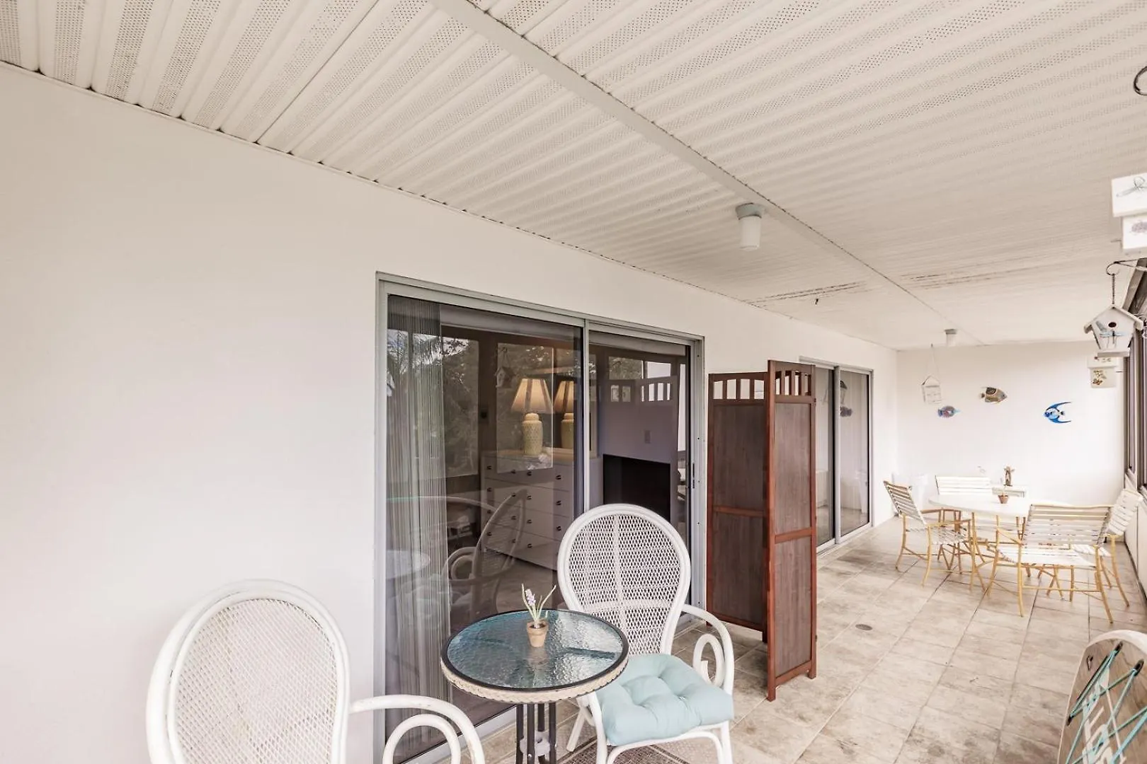 1055-207 Relax With A Picturesque Pond View *