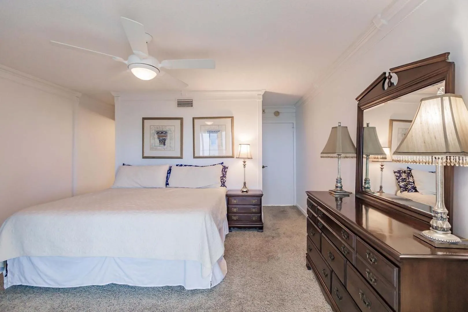 1200-607 Enjoy Relaxing Bayfront Bliss Sarasota