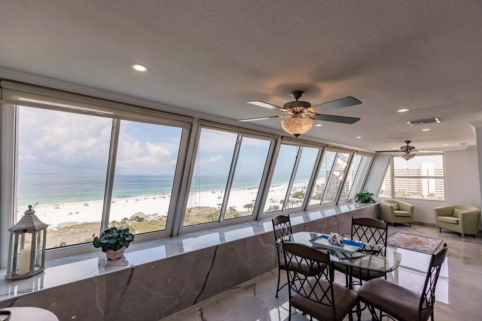1055-803 Stunning View Oasis Holiday home