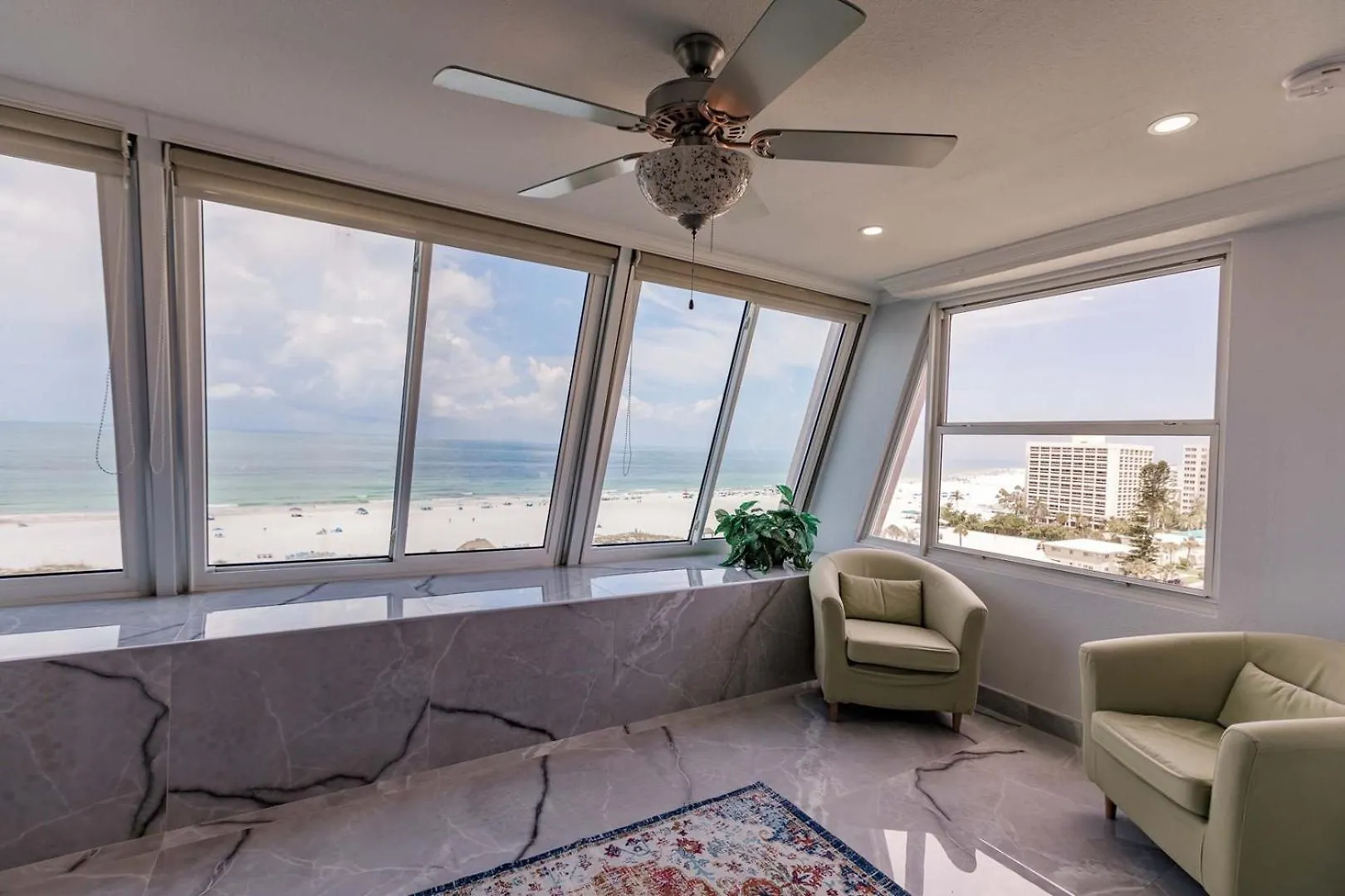 1055-803 Stunning View Oasis Sarasota