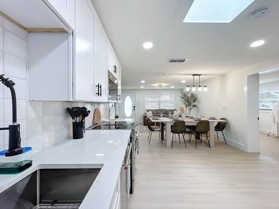 Poolside Paradise Near Siesta Key * Sarasota