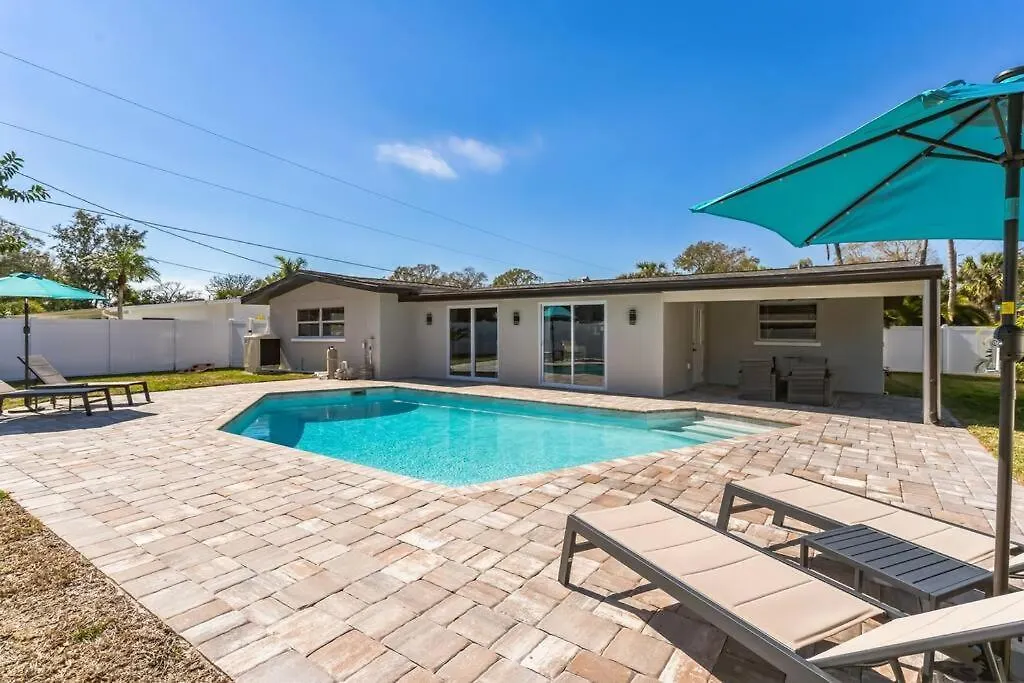 Coastal Comfort Getaway In The Heart Of Srq * Sarasota