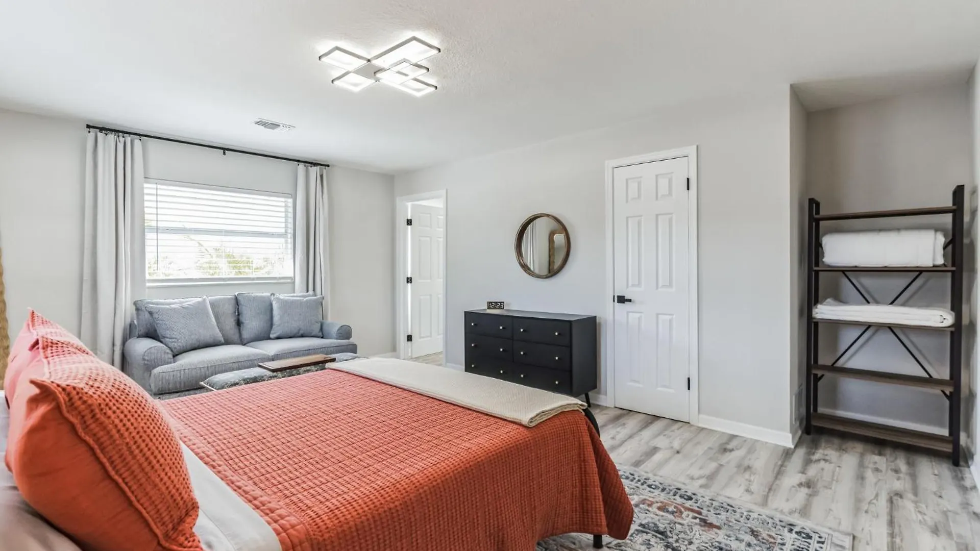 Coastal Comfort Getaway In The Heart Of Srq * Sarasota