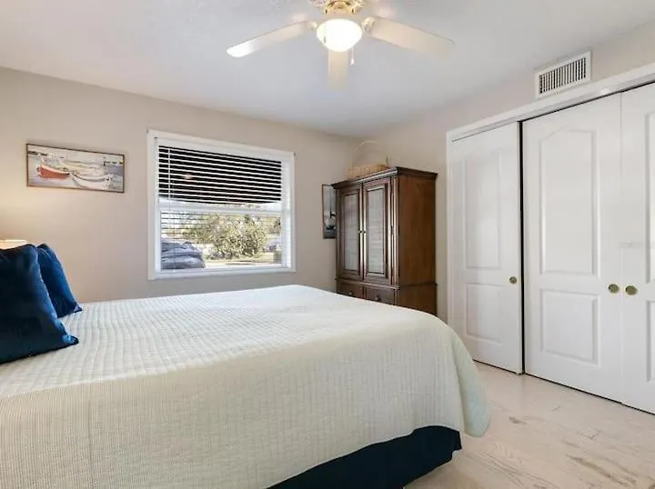 2bed/2bath Next To Siesta Key ~a Hidden Gem *