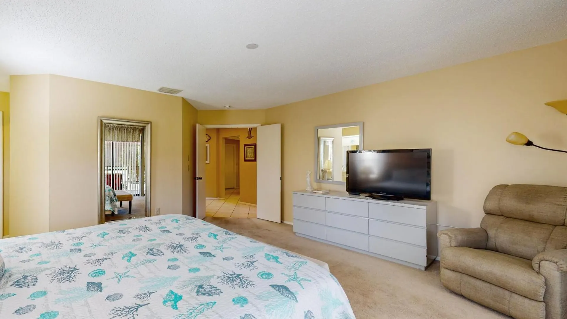 Apartment Village Des Pins - Pinetree #207 Sarasota