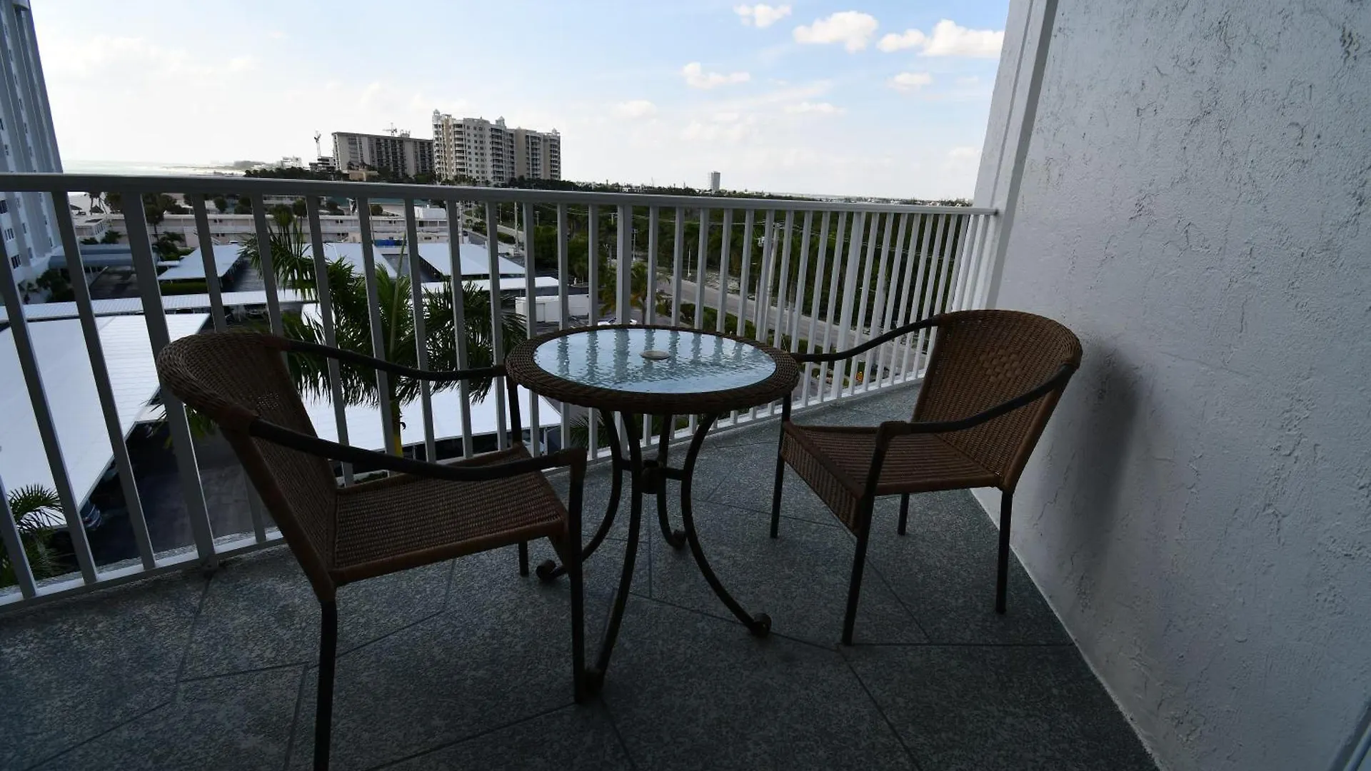 Private On Lido Key Apartment Sarasota
