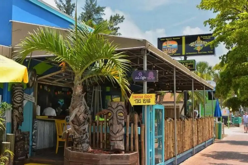 Holiday home Getaway With Heated Pool And Fence By Siesta Key Beach
