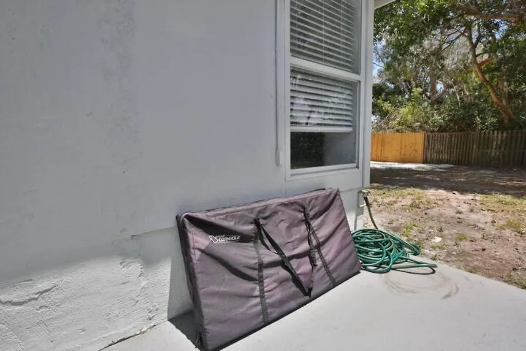 Holiday home Fenced In With Jacuzzi Close To Siesta Key Bridge! Sarasota