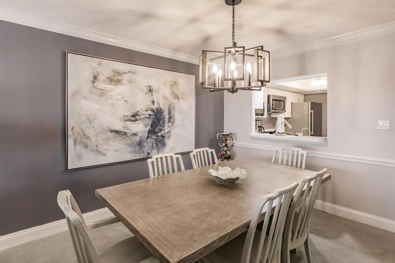 1055-805 8th Floor With Abundant Light Sarasota