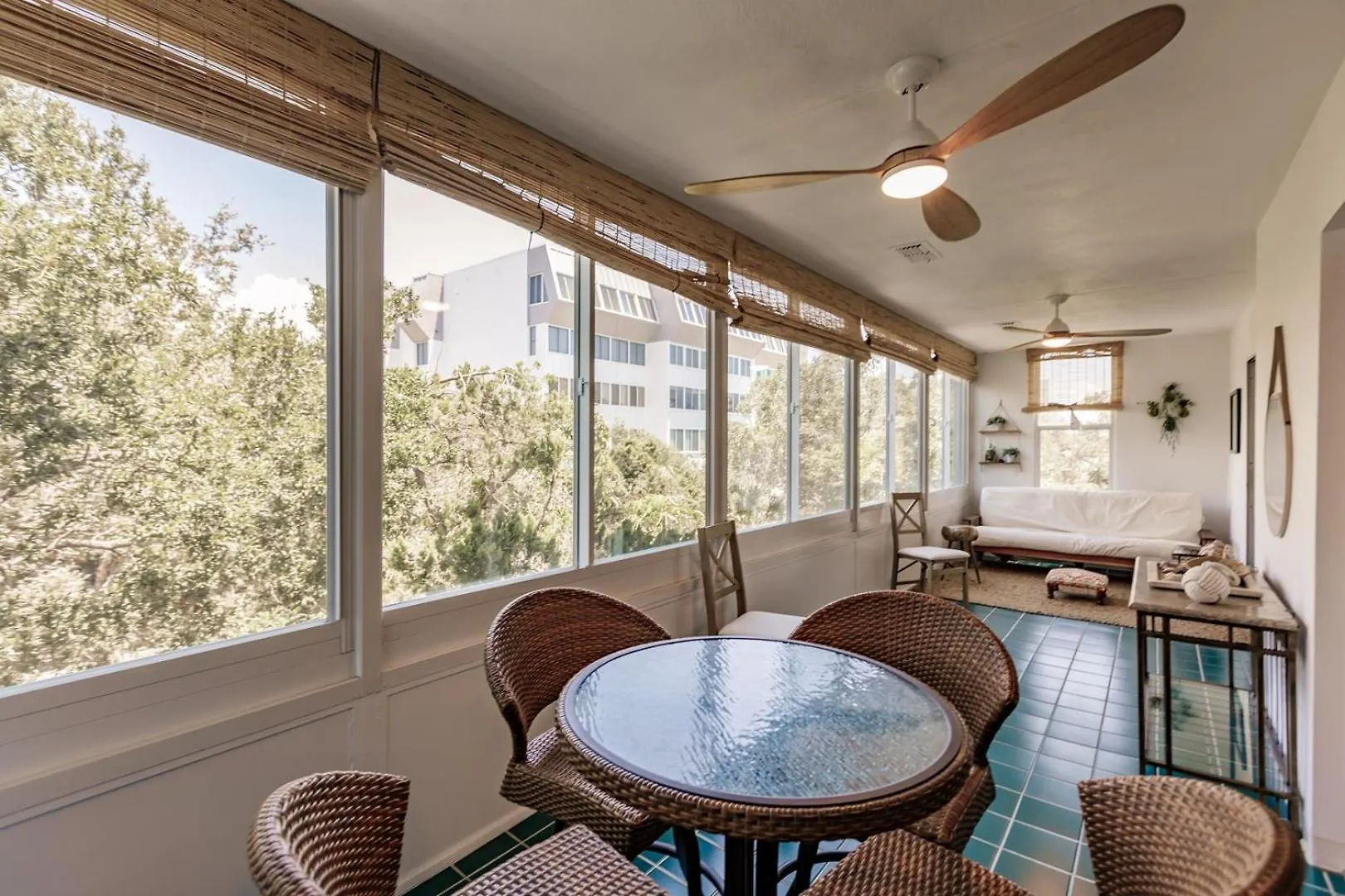 Holiday home 1200-303 Bay-side Garden Views Await Sarasota