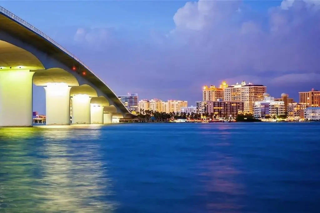 Sunny Oasis In Florida * Sarasota