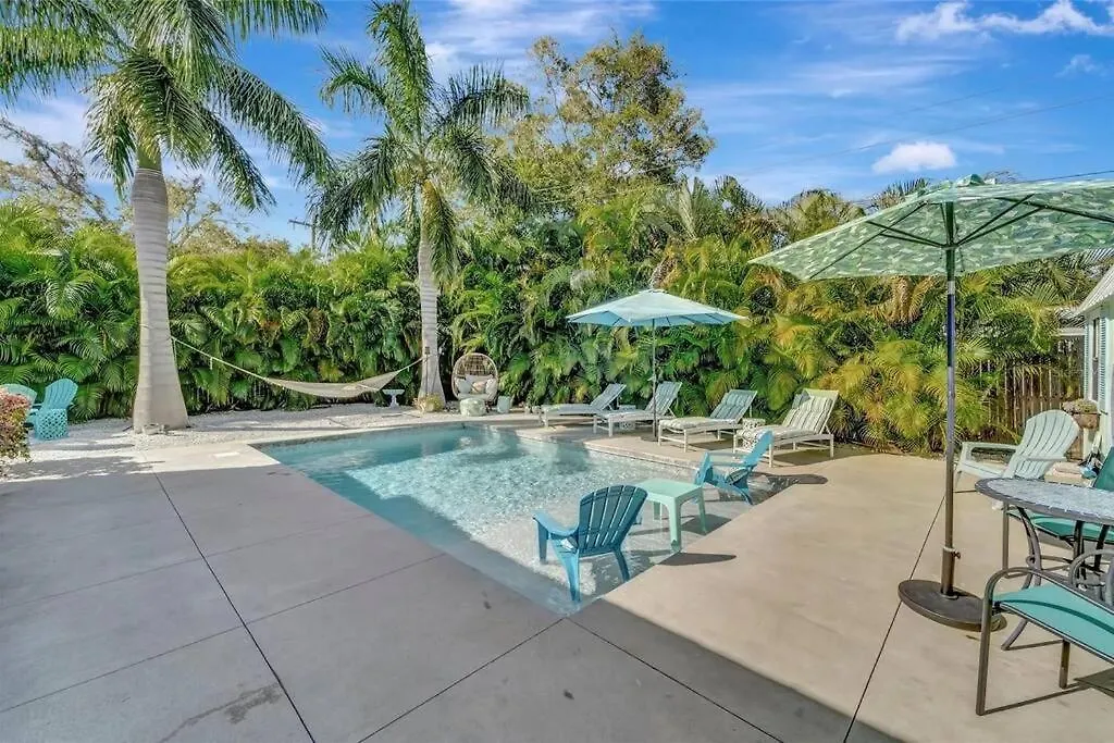 Sunny Oasis In Florida * Sarasota