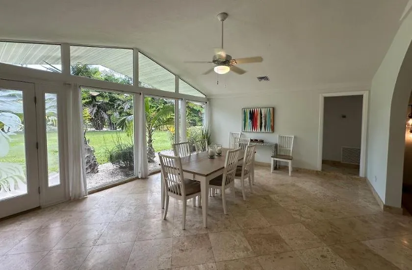 Holiday home Phillipi Creek House With Boat Dock And Pool Sarasota