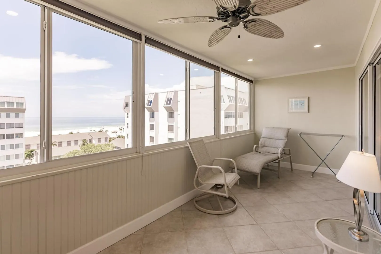 1125-702 Embrace Stunning Views Sarasota