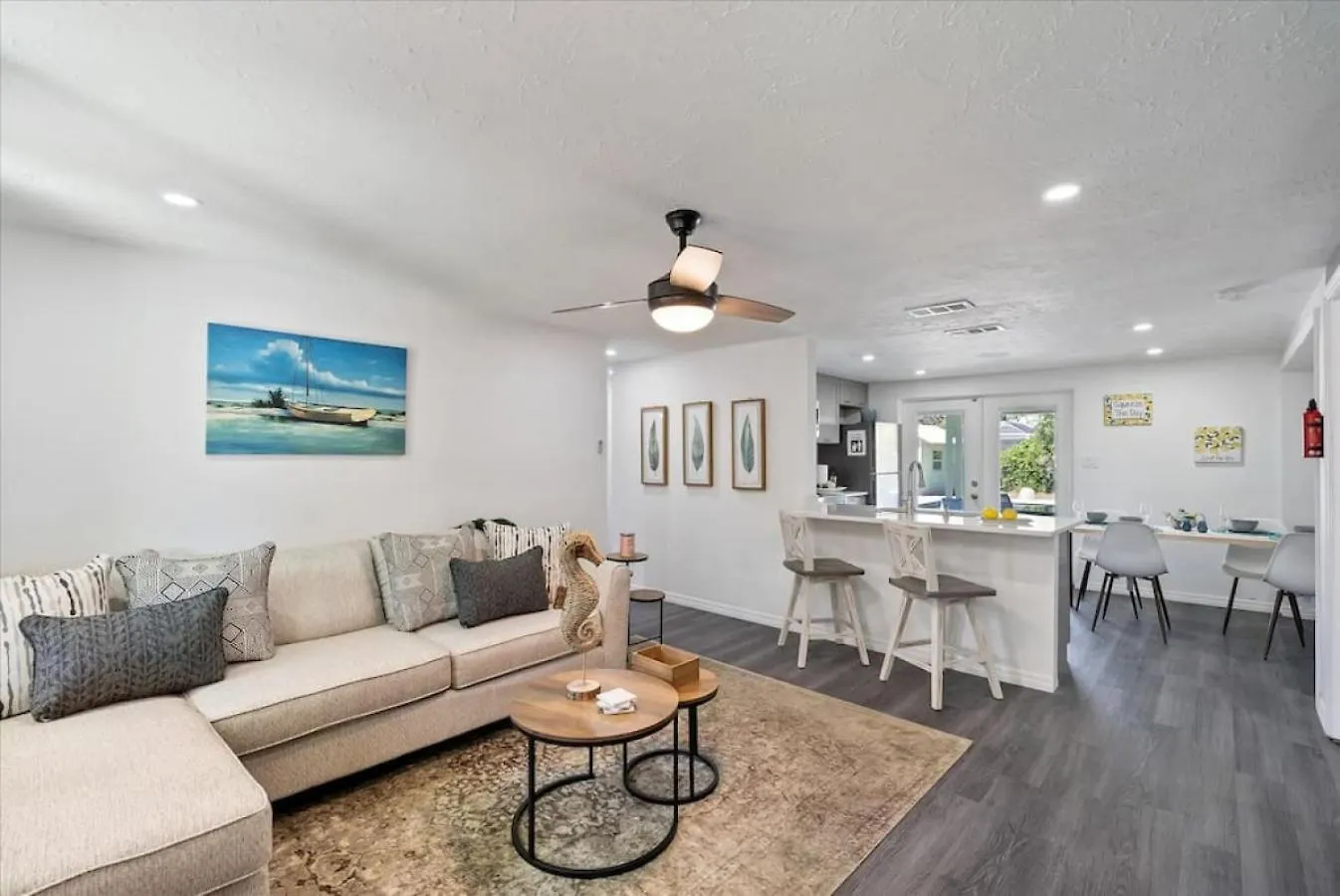 Siesta Key With Heated Pool Holiday home *