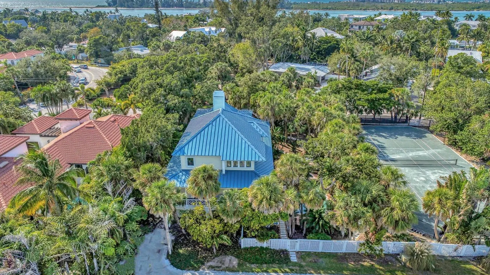 Your Personal Resort-7br, Pool, Tennis, Boating & Holiday home *