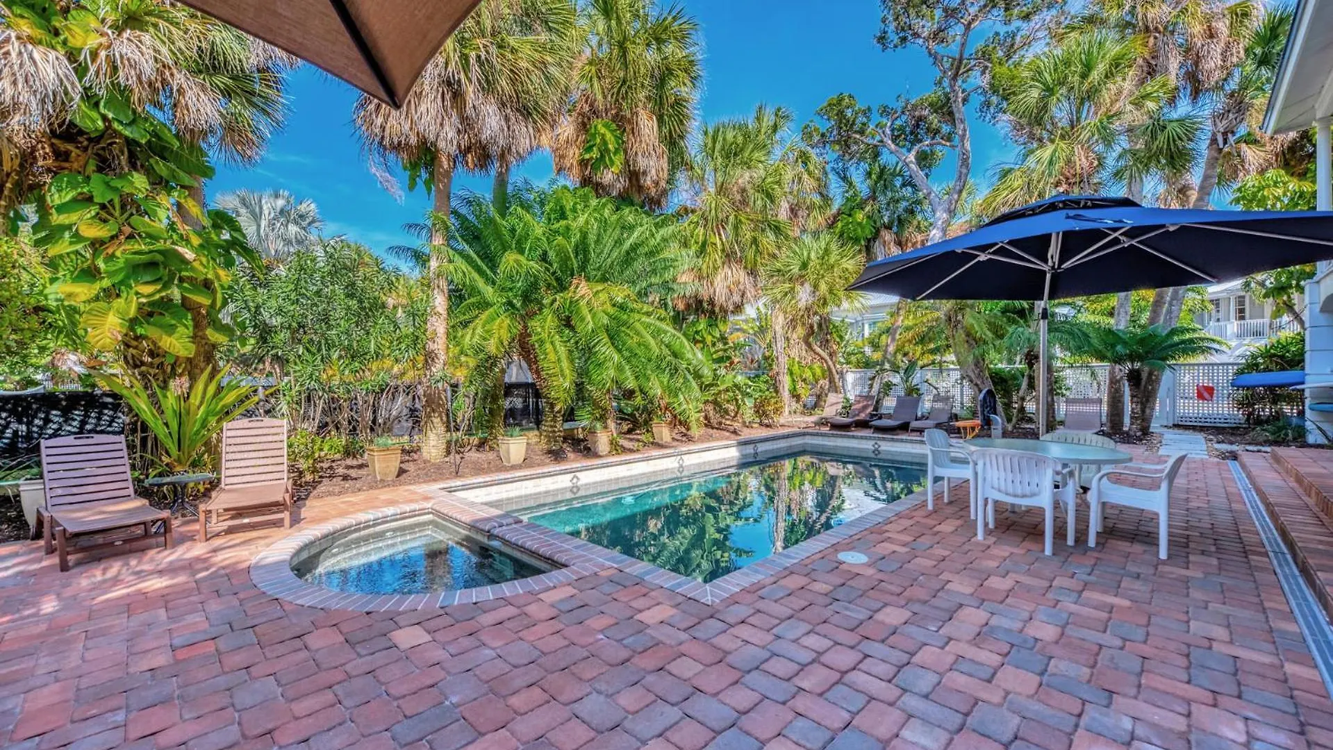 Your Personal Resort-7br, Pool, Tennis, Boating & Sarasota