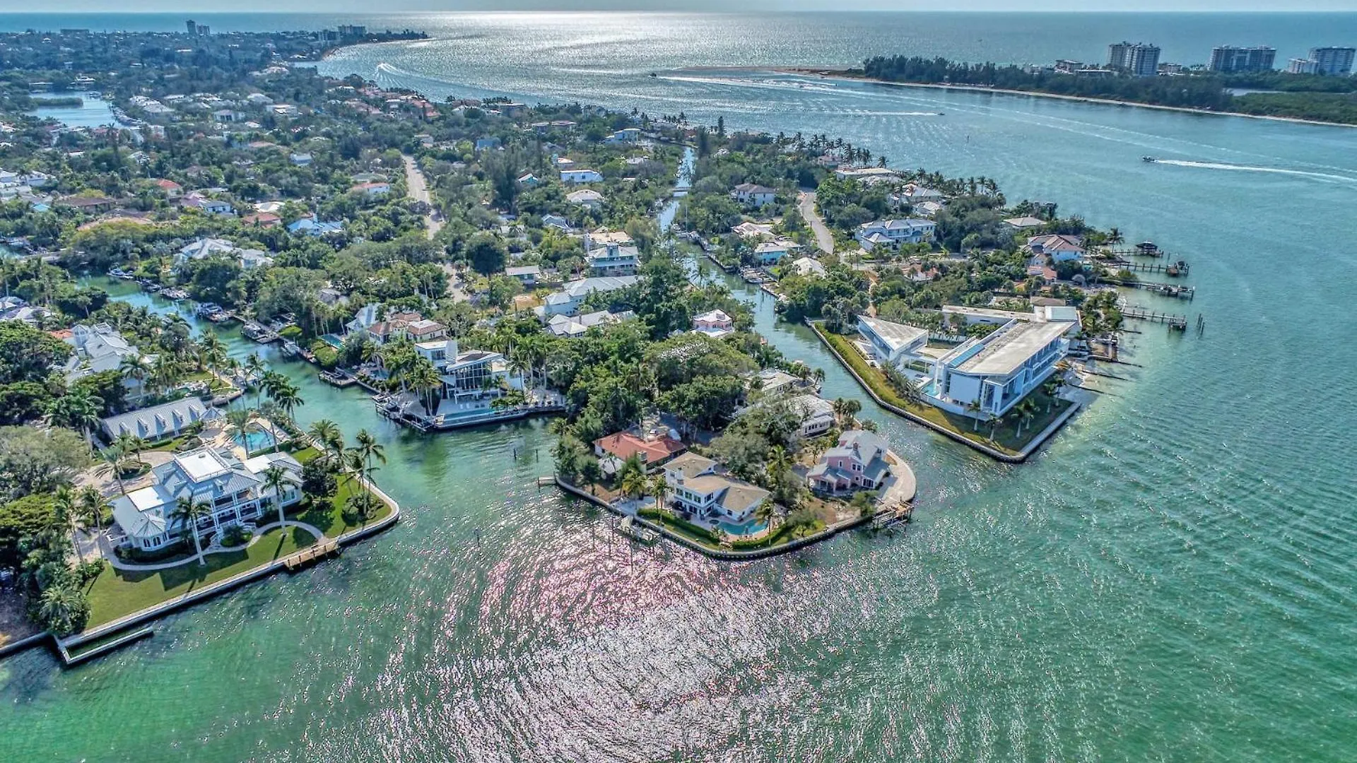 Your Personal Resort-7br, Pool, Tennis, Boating & Holiday home Sarasota