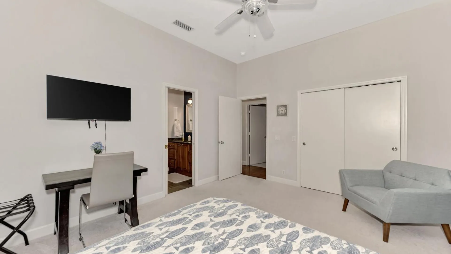 Your Personal Resort-7br, Pool, Tennis, Boating & Holiday home