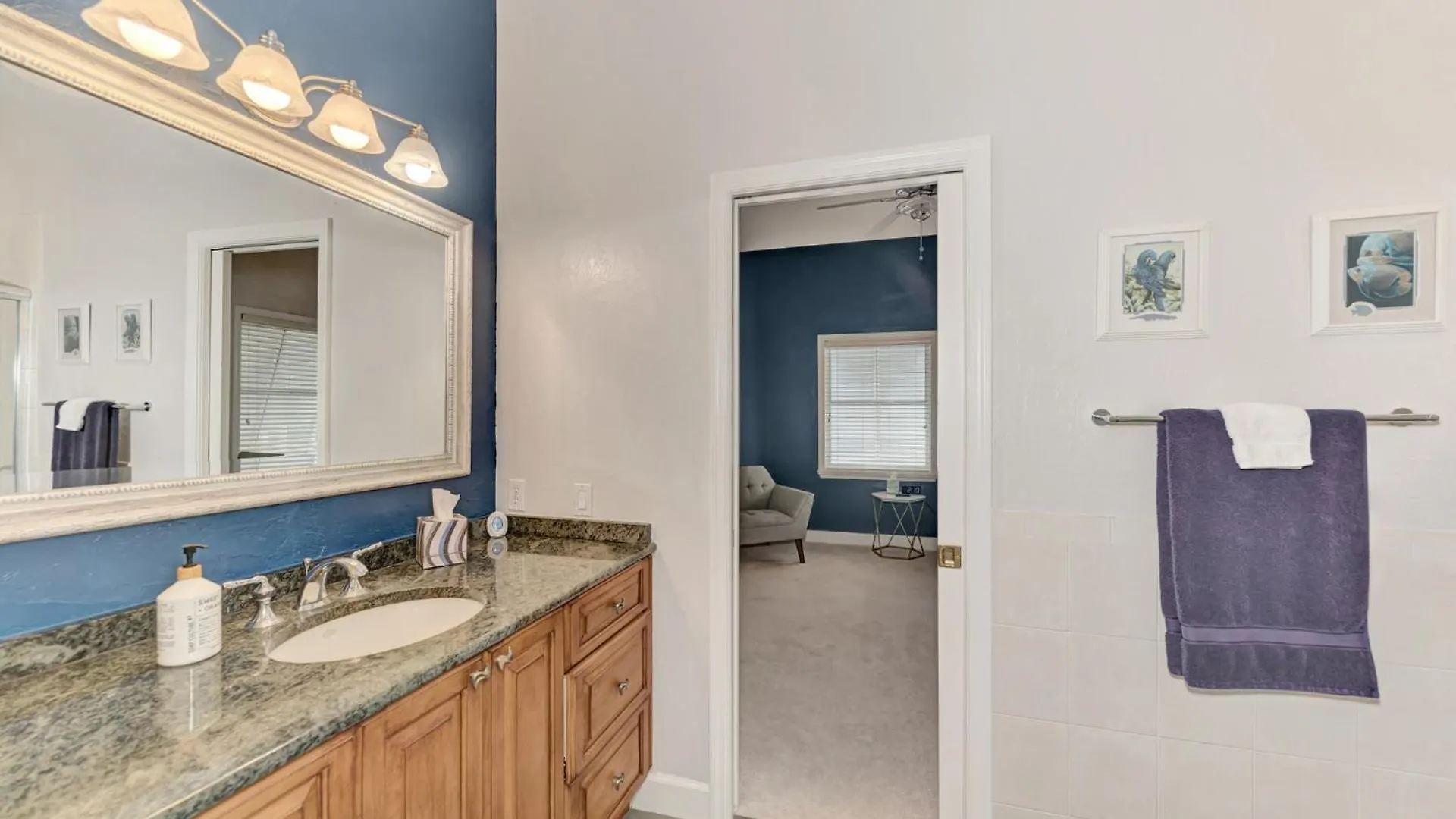 Holiday home Your Personal Resort-7br, Pool, Tennis, Boating & Sarasota