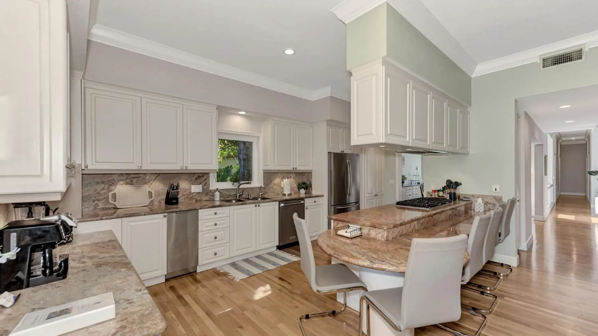 Holiday home Your Personal Resort-7br, Pool, Tennis, Boating & Sarasota