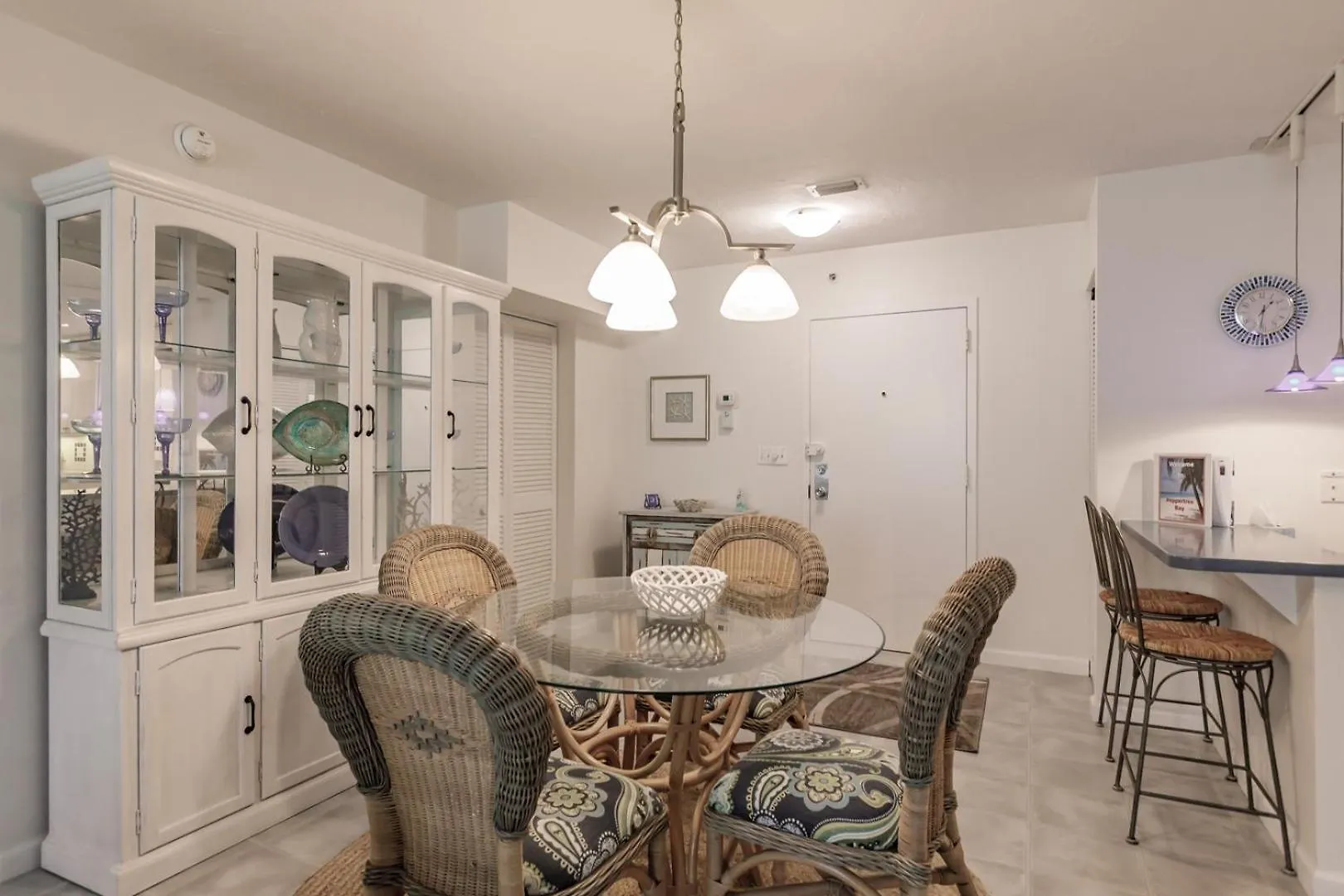 1255-202 Steps From The Bay With Pool Views *