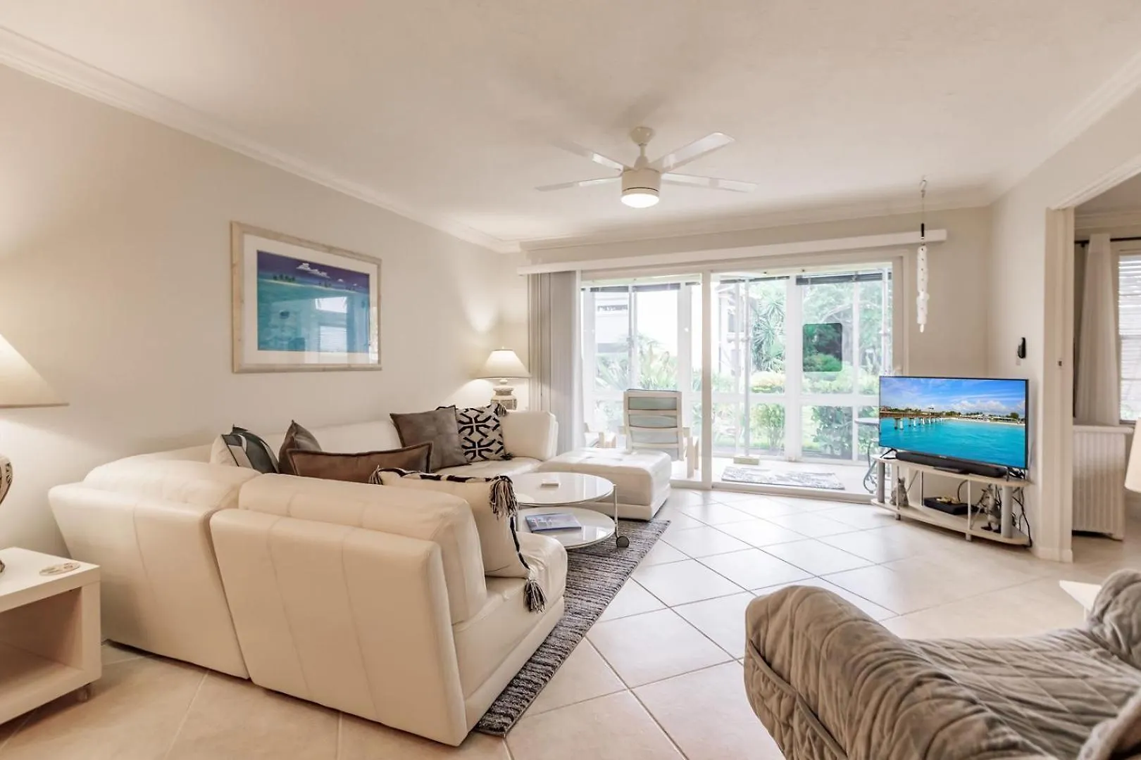 1128 Pl Escape To Pondside Paradise Holiday home *