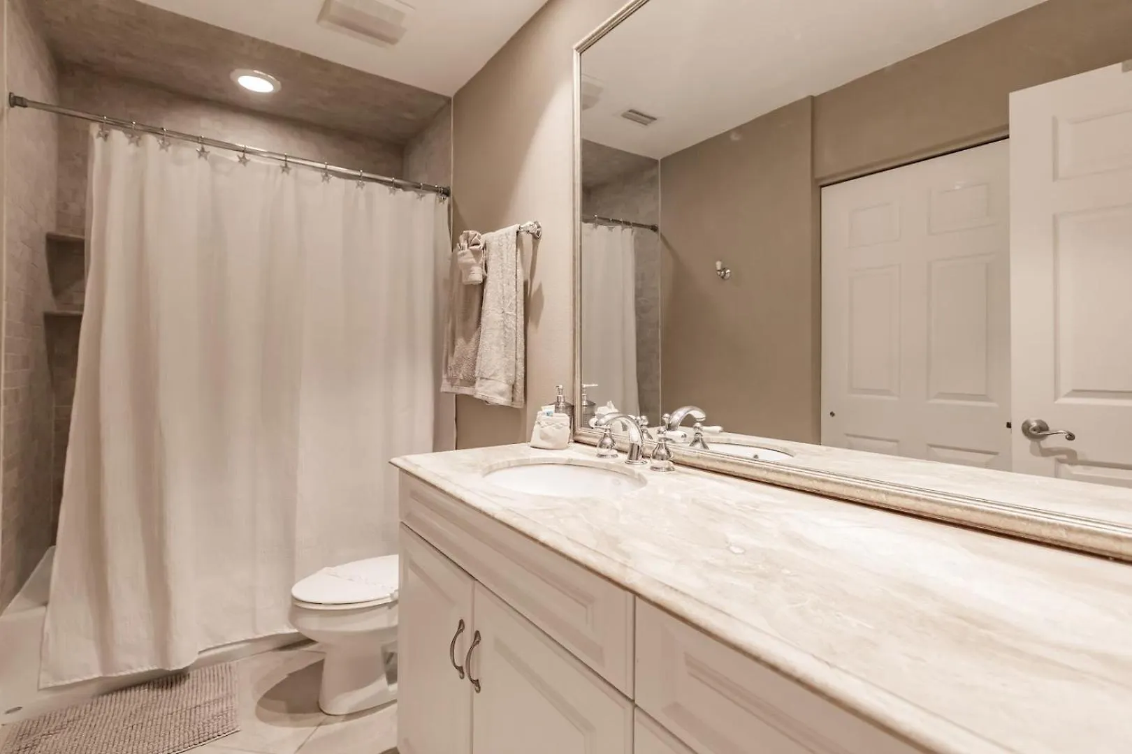 6052 Wpw Spacious With Water Views Sarasota