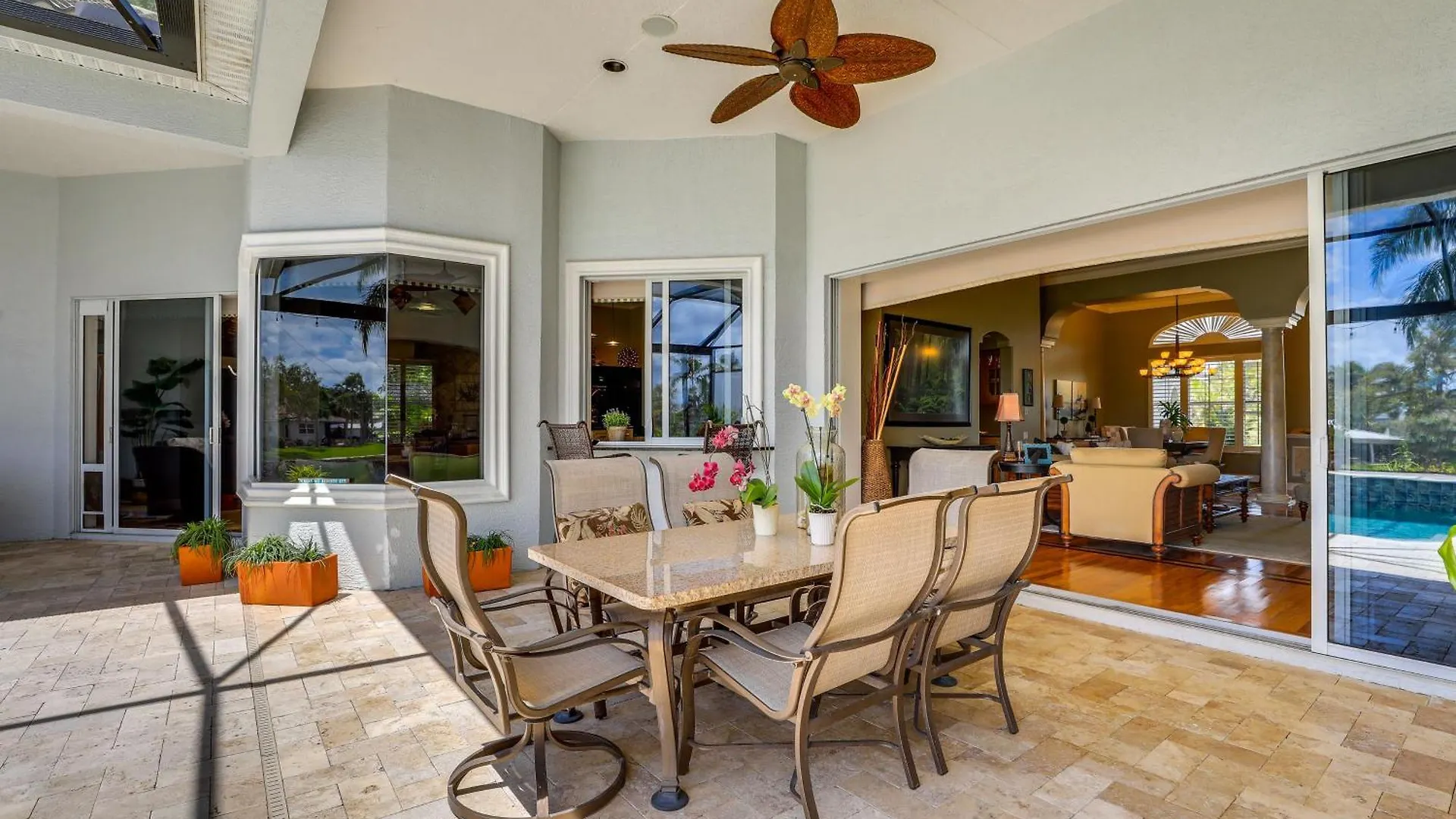 Luxe Bayfront Pool, Lanai!