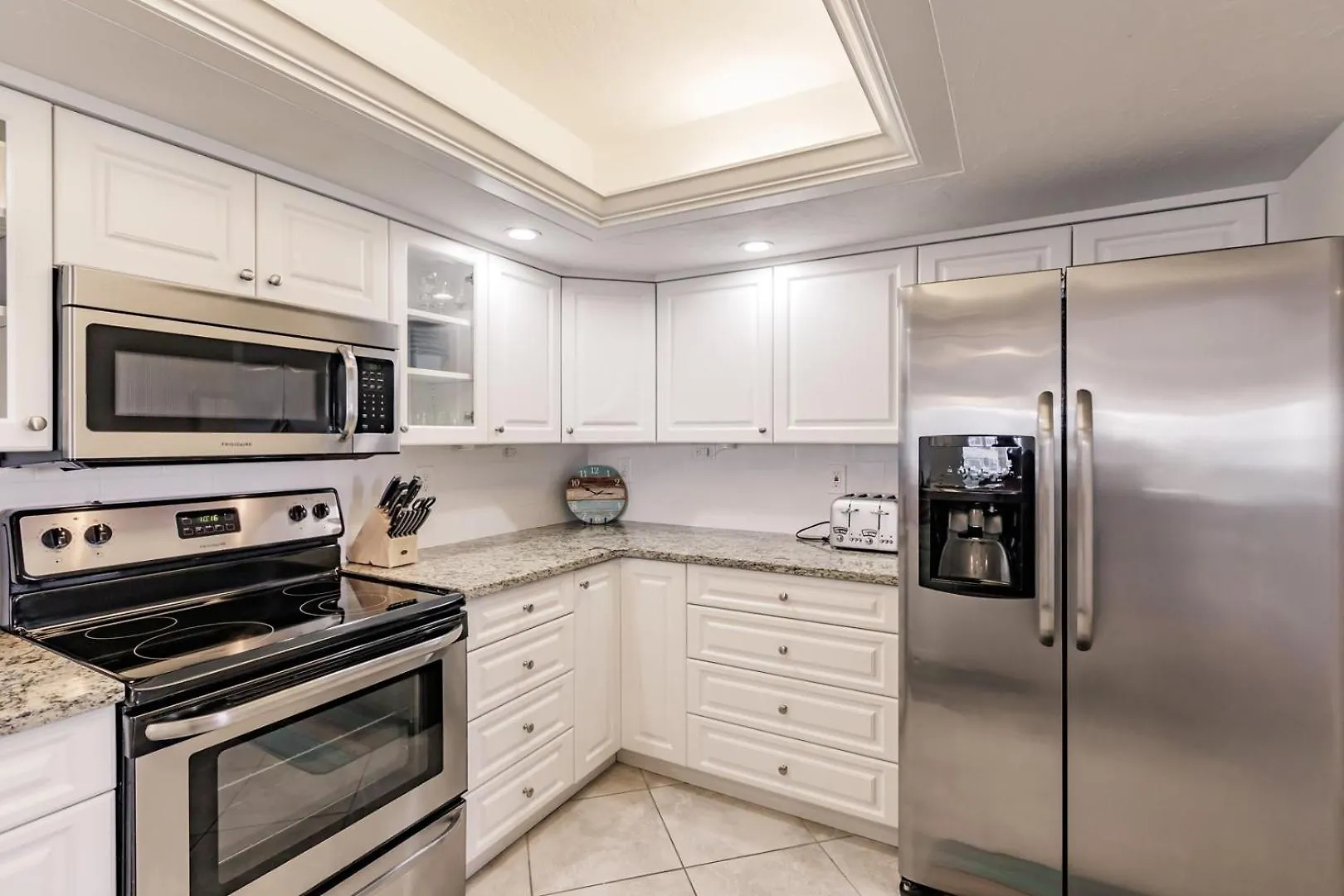 1055-405 Serene With Pond View And Lanai