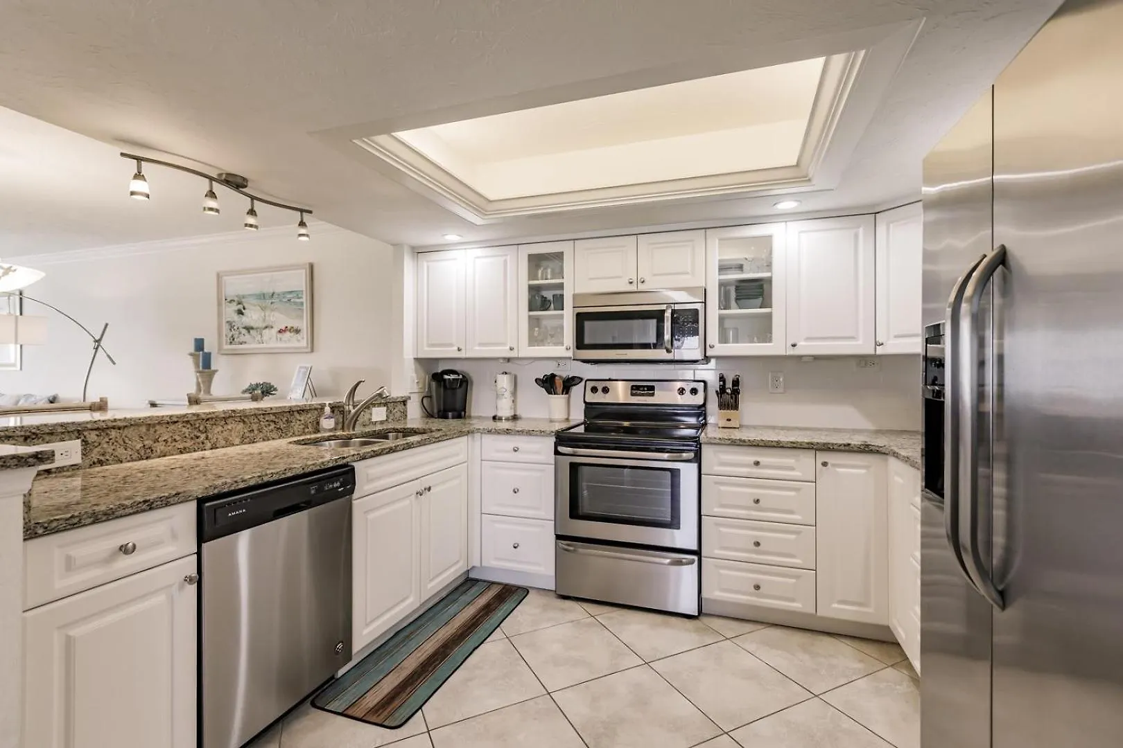 1055-405 Serene With Pond View And Lanai *