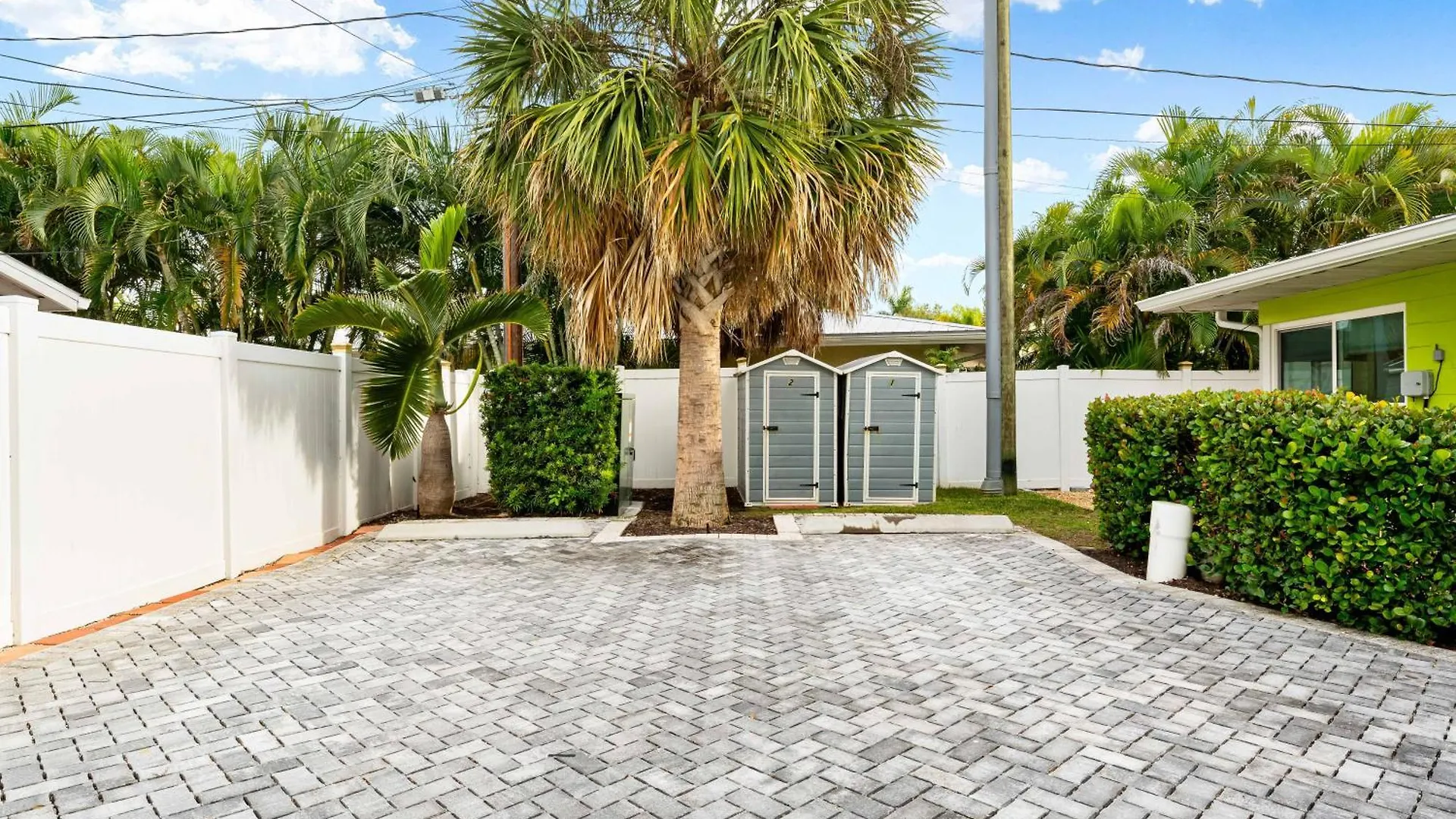 A Hidden Paradise * Sarasota