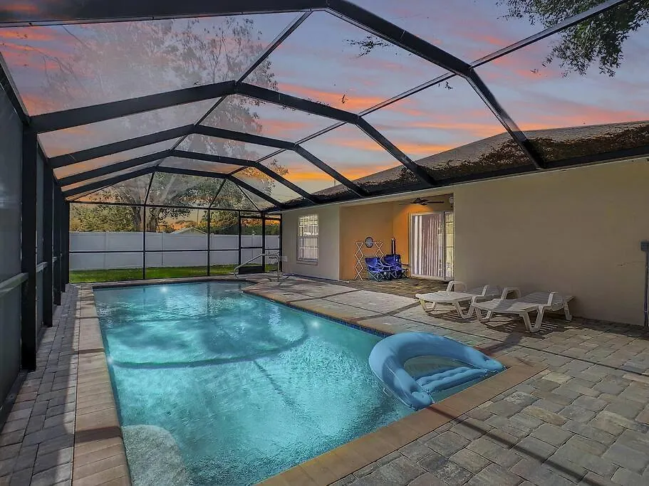 Holiday home Near Siesta Heated Pool, Billiard