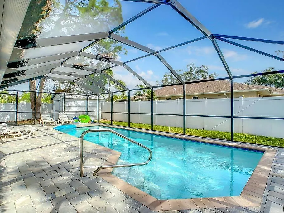 Near Siesta Heated Pool, Billiard Holiday home Sarasota