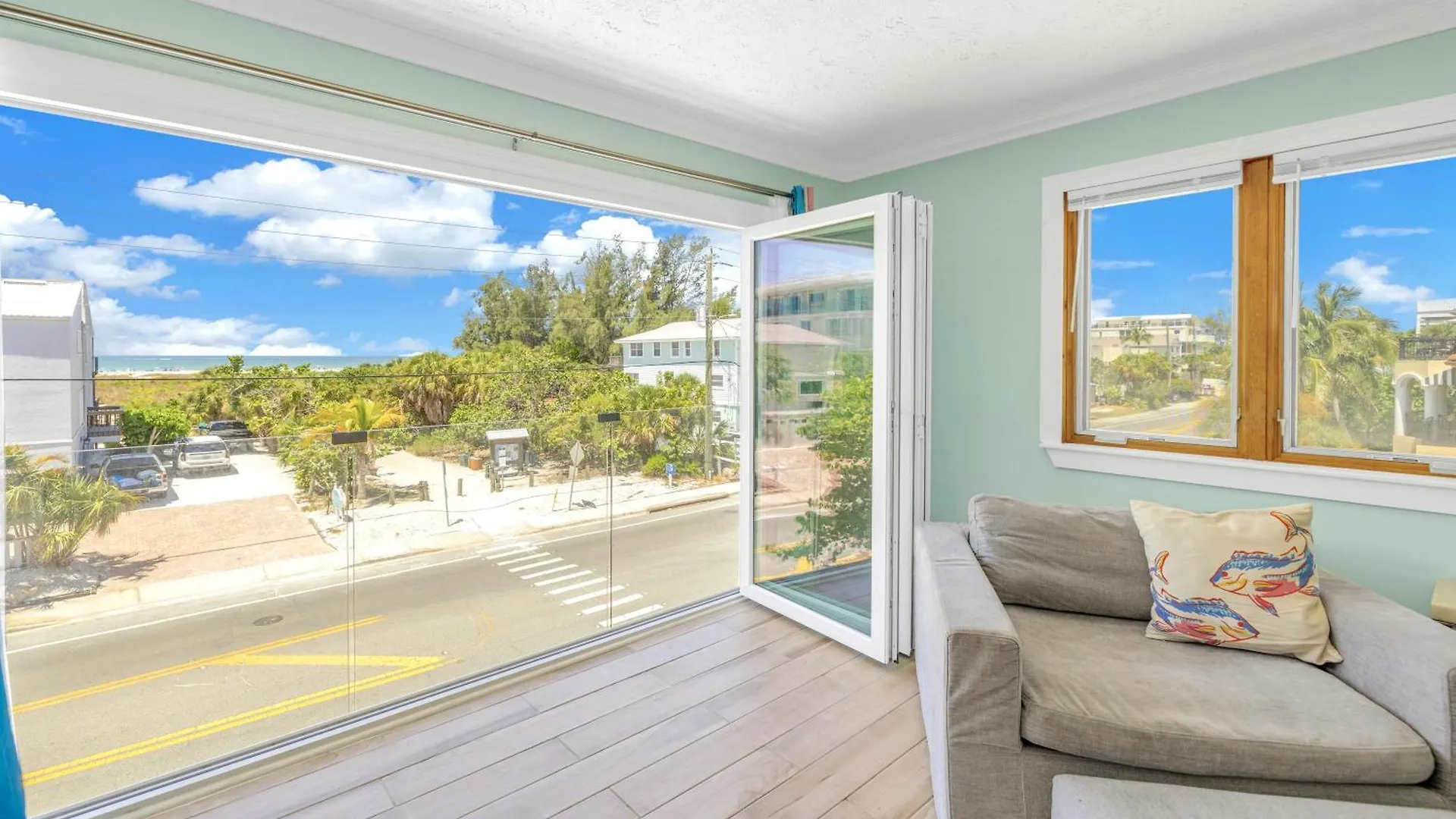 Oceanview 100 Percent Private, Tiki, 100ft To Path! * Sarasota