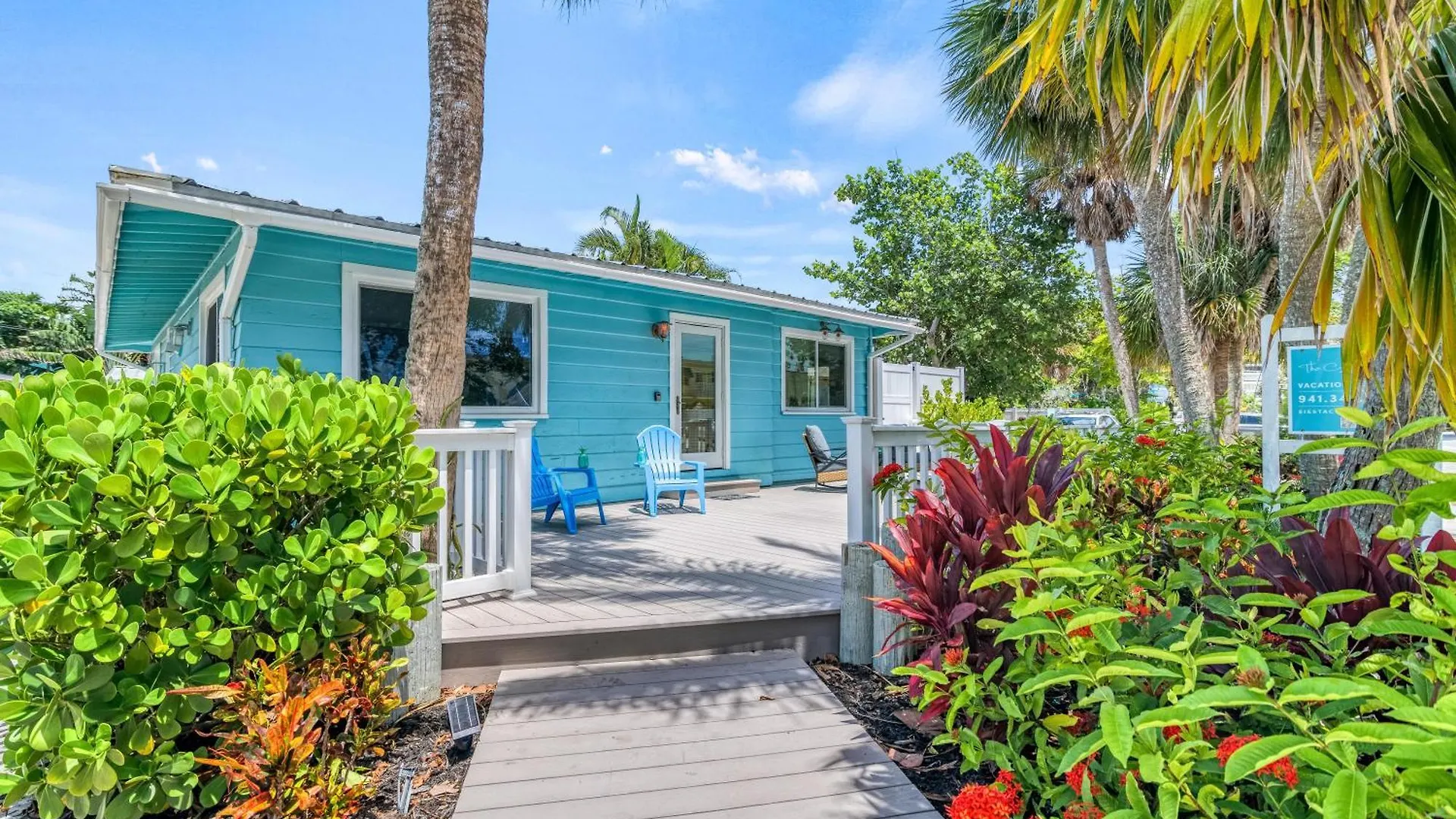 Toes In The - 113 Sarasota