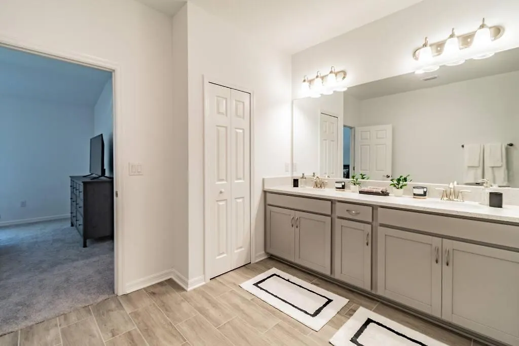 Sienna Retreat - Your Dream Getaway In Villa Sarasota