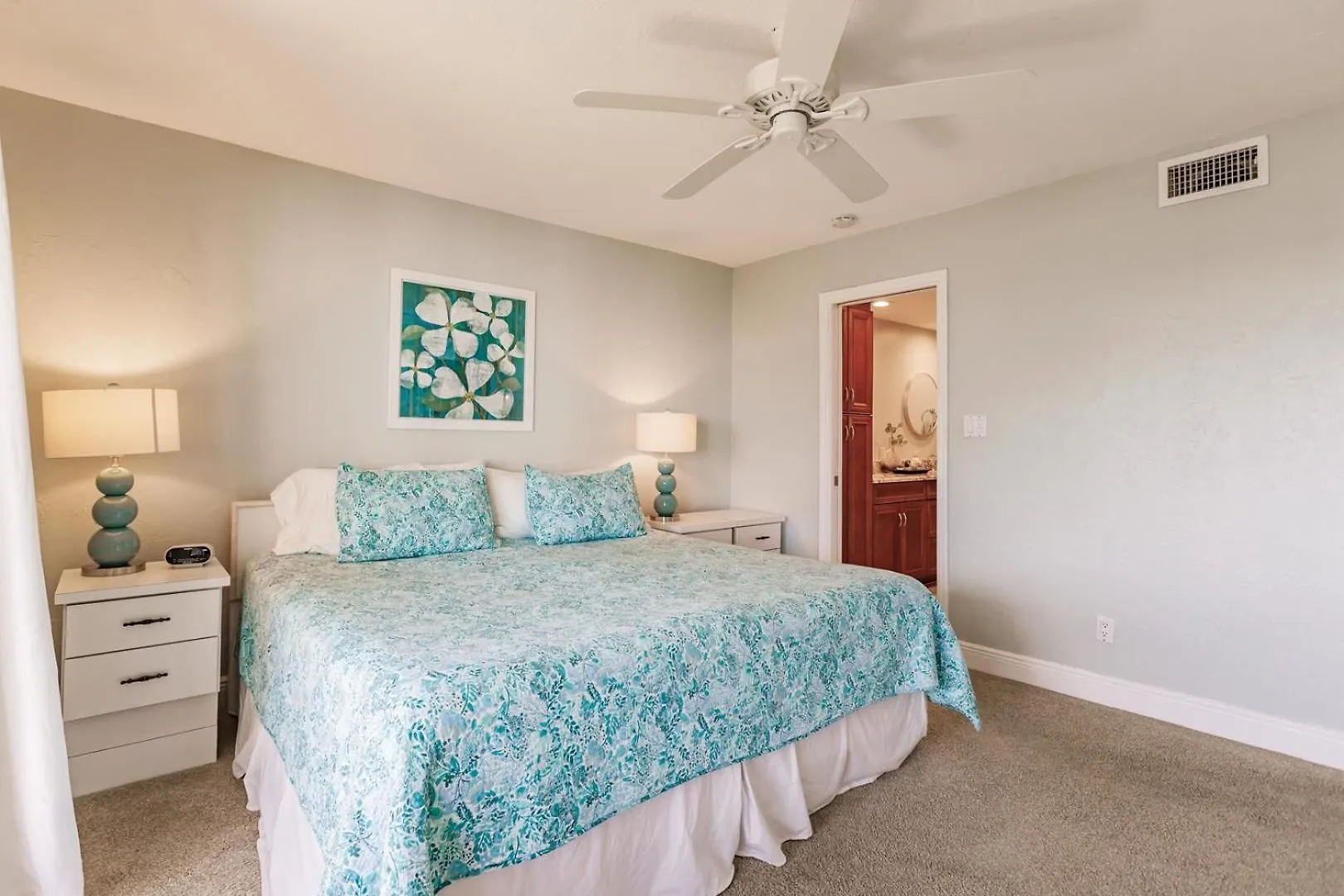 1055-607 Pond View High Rise With Remodeled Kitchen * Sarasota