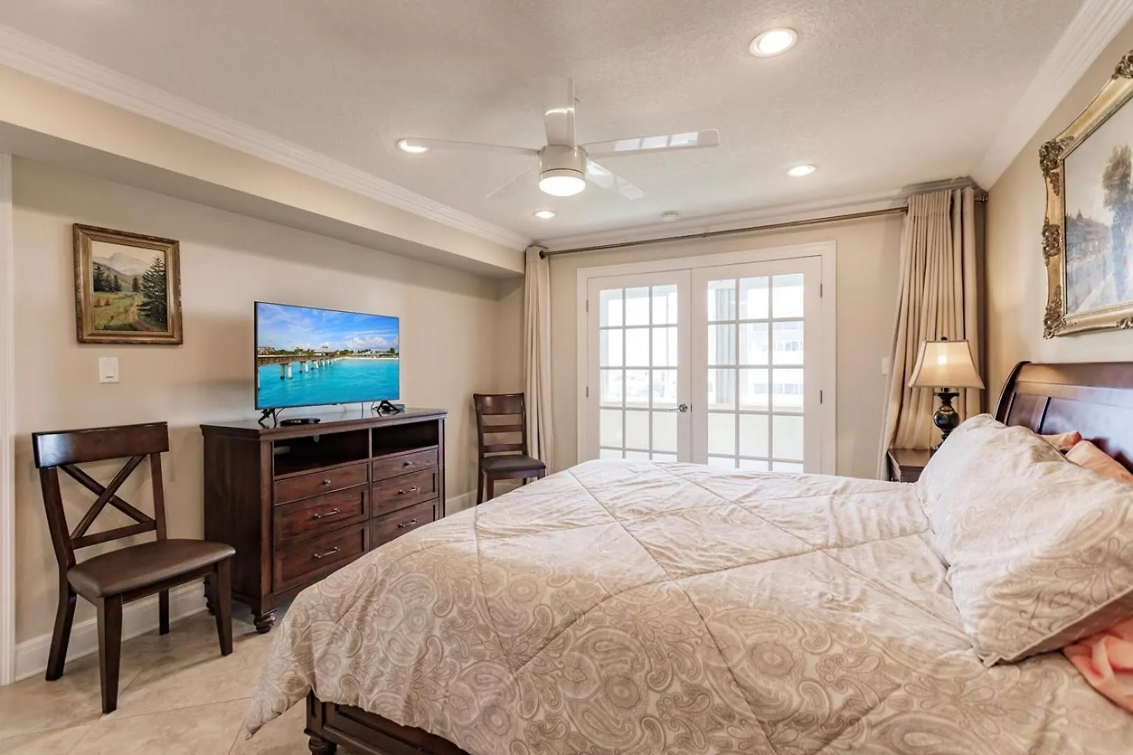 1055-606 Gulf Side High Rise With Pond View Holiday home Sarasota