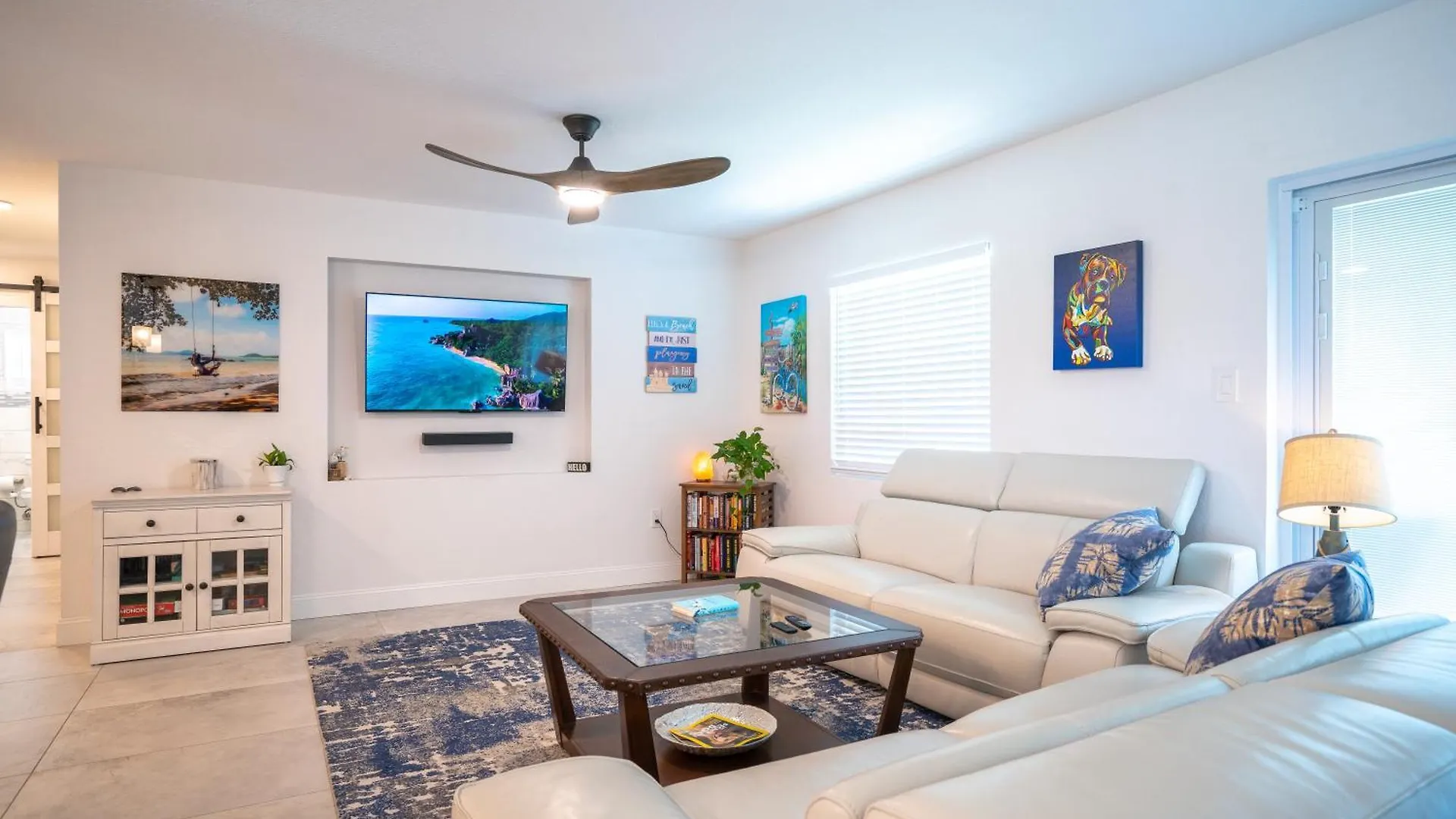 Holiday home Modern 3 Bed House - Minutes To Downtown & Siesta Key - Pet Friendly