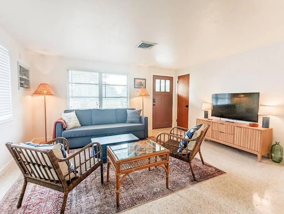 Downtown Mid-century * Sarasota