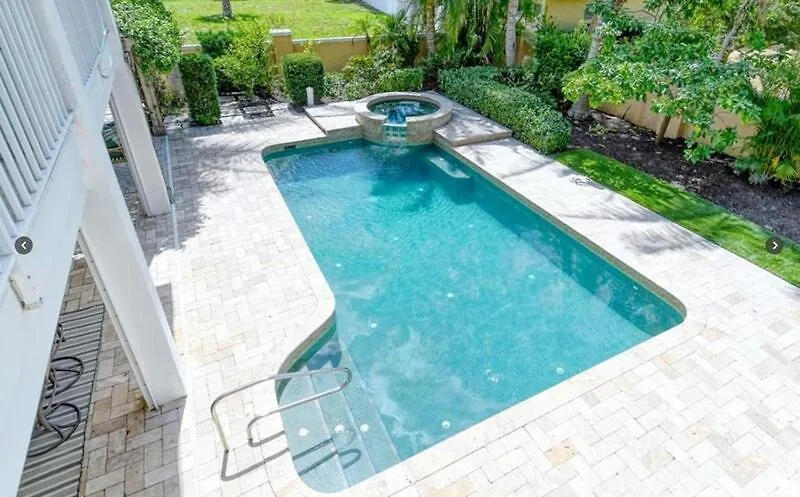 Siesta Key Marvel Pool Deeded Access Sarasota
