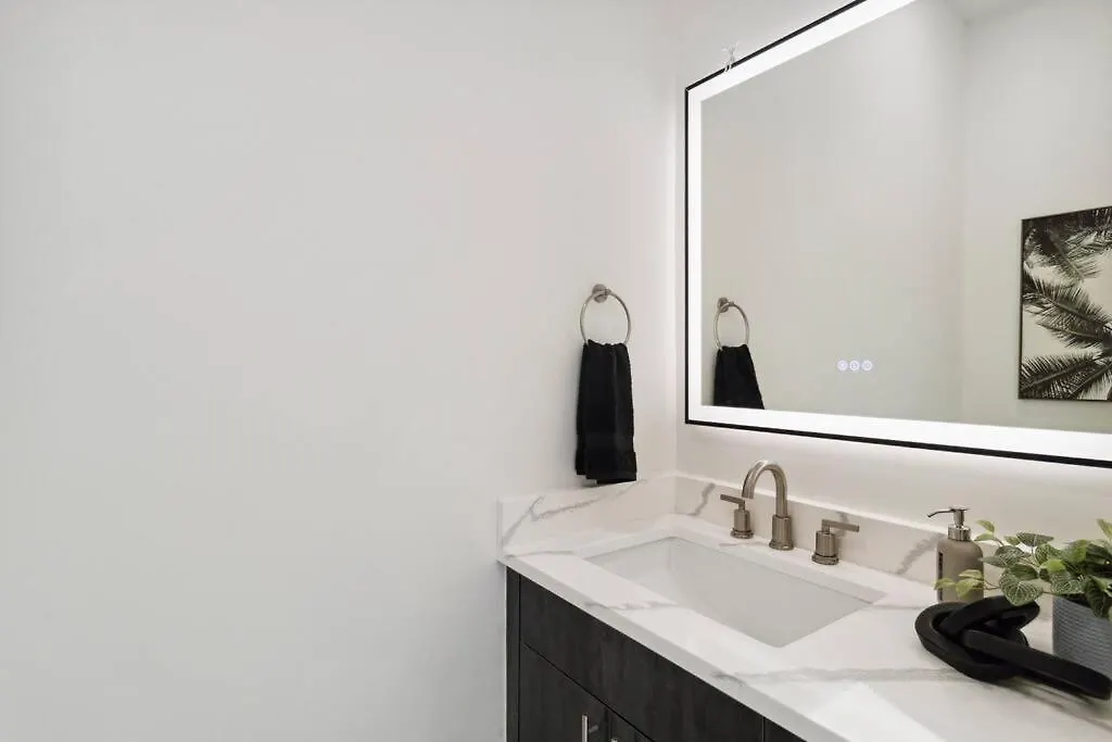 Rosemary District With Patio And In Walking Distance To Downtown And Bay Park * Sarasota