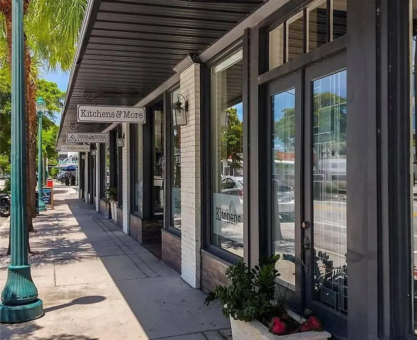 Rosemary District With Patio And In Walking Distance To Downtown And Bay Park Sarasota