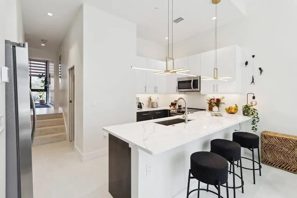 Rosemary District With Patio And In Walking Distance To Downtown And Bay Park * Sarasota